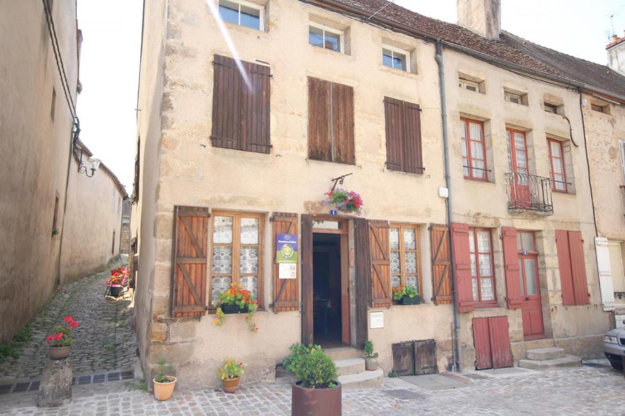 Au Coeur Du Chat Perche Arnay-le-Duc Exteriér fotografie