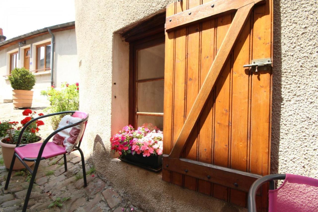 Au Coeur Du Chat Perche Arnay-le-Duc Exteriér fotografie